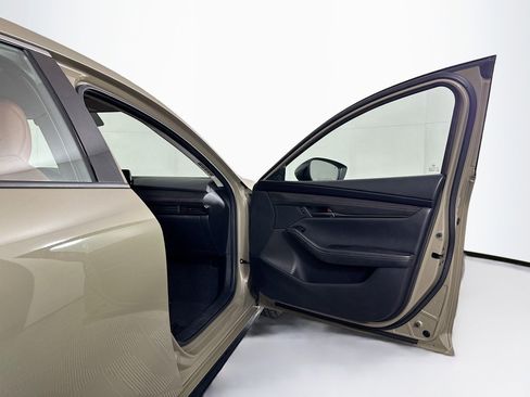 Used 2024 MAZDA MAZDA3 s image 31