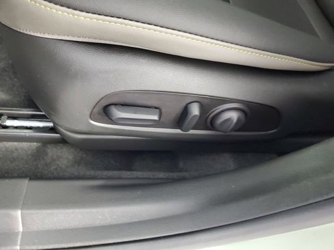 Used 2026 Chevrolet Trax ACTIV image 29