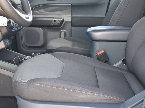 Used 2022 Ford Maverick XL FWD image 13