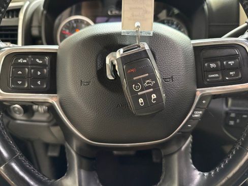 Used 2020 RAM 3500 Laramie image 82