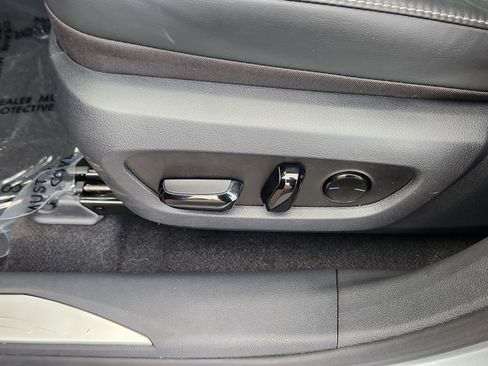 Certified 2025 Lexus RX 350 image 14