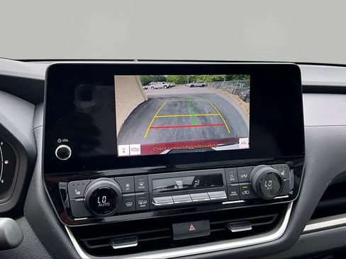 Used 2025 Toyota Grand Highlander FWD image 27
