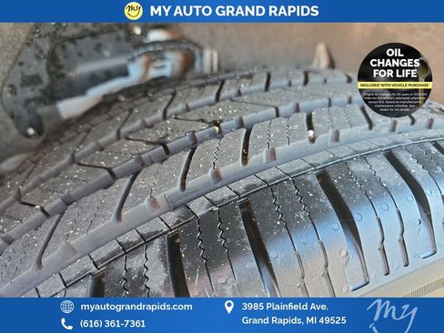 Used 2023 Nissan Rogue SV AWD/4WD image 33