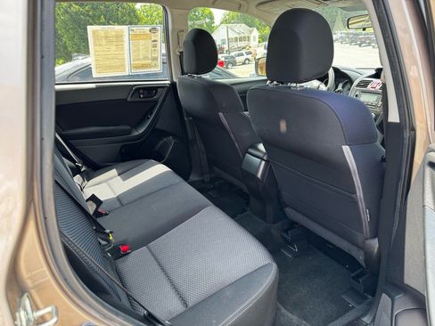 Used 2015 Subaru Forester 2.5i AWD/4WD image 20