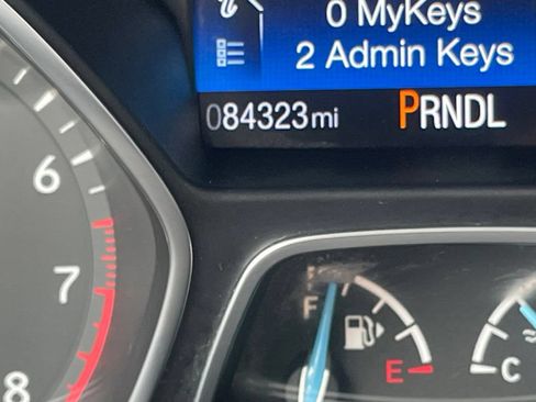 Used 2016 Ford Focus SE w/ SE Power Seat Package FWD image 30