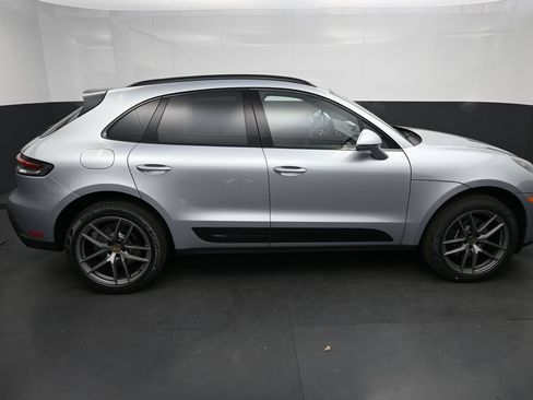New 2026 Porsche Macan AWD/4WD image 5