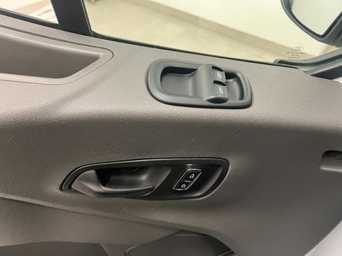 Used 2024 Ford Transit 350 XLT image 30