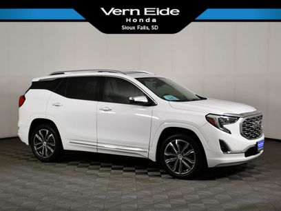 Used 2019 GMC Terrain Denali w/ GMC Pro Grade Package