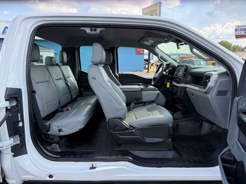 Used 2022 Ford F150 XL w/ Equipment Group 101A High AWD/4WD image 19