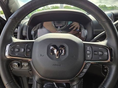 Used 2024 RAM 2500 Limited AWD/4WD image 22