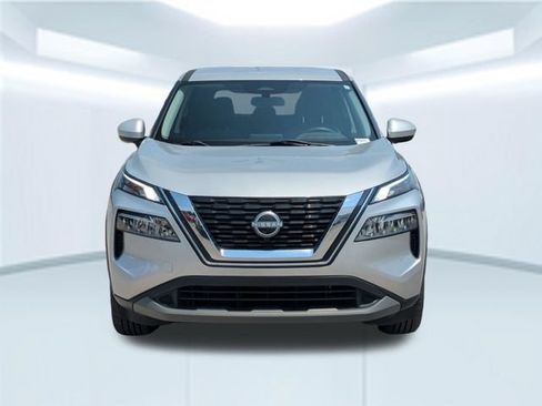 Used 2023 Nissan Rogue SV FWD image 10