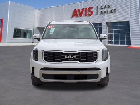 Used 2025 Kia Telluride S image 2