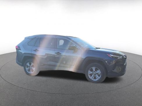 Used 2025 Toyota RAV4 LE image 7