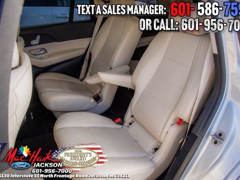 Used 2023 Mercedes-Benz GLS 450 4MATIC image 10