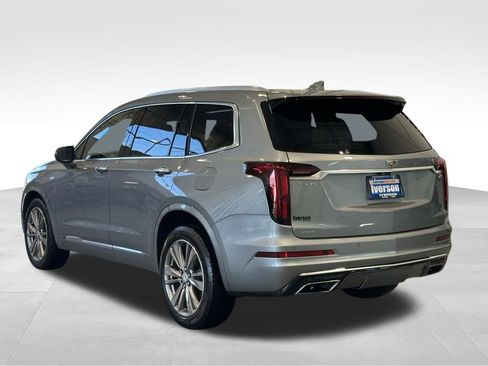 Used 2023 Cadillac XT6 Premium Luxury image 5