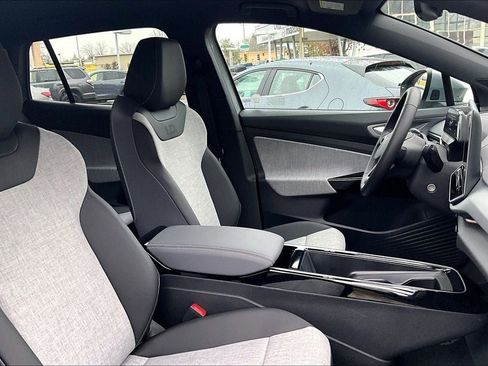 New 2026 Volkswagen ID.4 Pro image 6