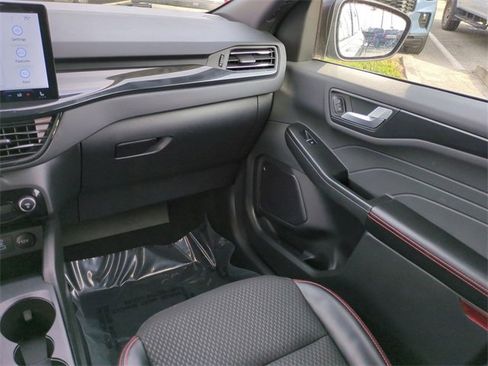 Certified 2023 Ford Escape ST-Line Elite image 17
