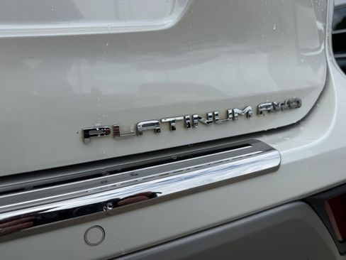 Used 2021 Toyota Highlander Platinum AWD/4WD image 16