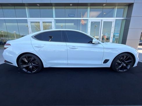 Used 2022 Genesis G70 3.3T w/ Sport Advanced Package image 18