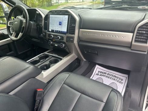 Used 2022 Ford F250 Lariat w/ Lariat Ultimate Package AWD/4WD image 17