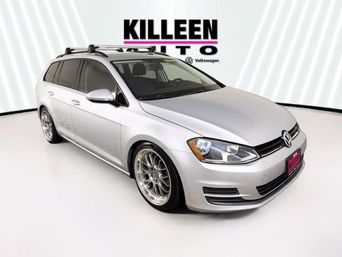 Used 2015 Volkswagen Golf TDI S image 1