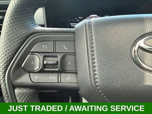 Used 2025 Toyota Sequoia TRD Pro AWD/4WD image 40