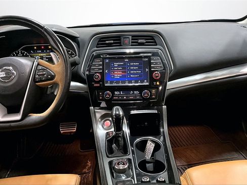 Used 2016 Nissan Maxima SR image 9