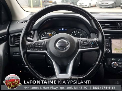 Used 2021 Nissan Rogue Sport SL w/ Premium Package image 33