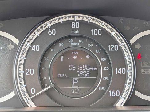 Used 2016 Honda Accord LX image 29