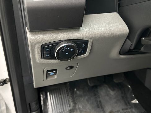 Used 2020 Ford F150 XLT w/ Trailer Tow Package image 19