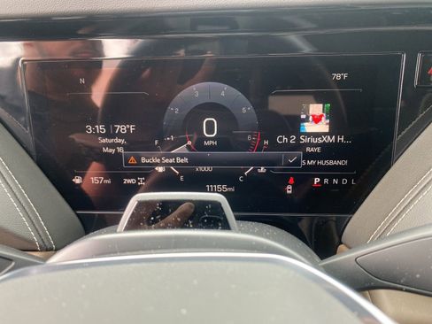 Used 2025 GMC Yukon Denali Ultimate AWD/4WD image 14