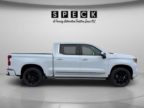 New 2026 Chevrolet Silverado 1500 High Country AWD/4WD image 6