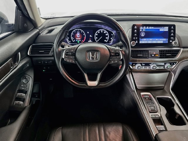 Used 2021 Honda Accord Touring image 14