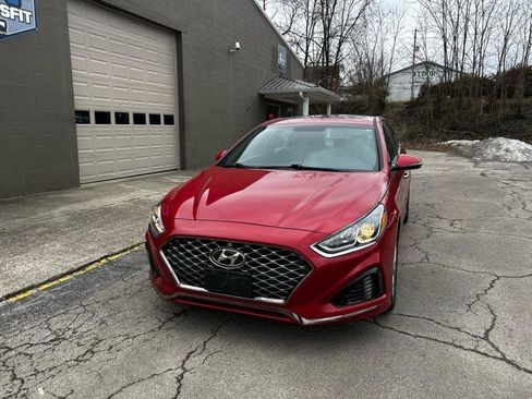 Used 2019 Hyundai Sonata Sport image 2