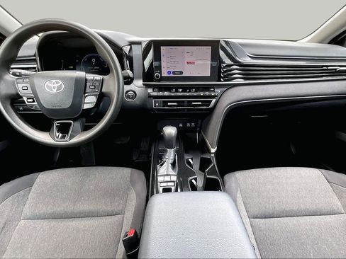Used 2025 Toyota Camry LE FWD image 16
