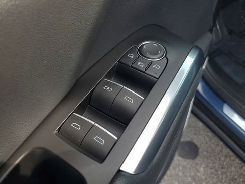 Used 2024 Chevrolet Traverse RS FWD image 24