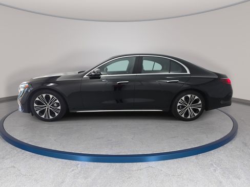 Used 2026 Mercedes-Benz E 350 Sedan image 8