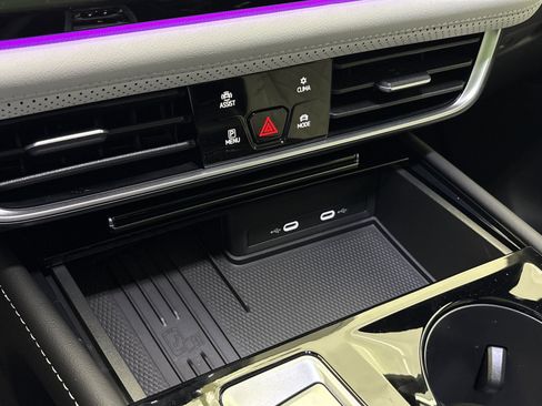 New 2025 Volkswagen Atlas Cross Sport SEL Premium R-Line image 21