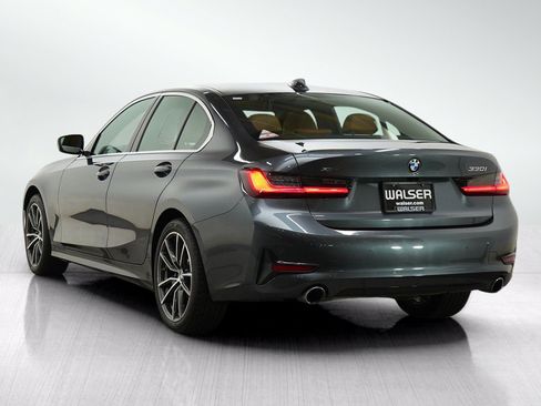 Used 2020 BMW 330i xDrive Sedan w/ Convenience Package AWD/4WD image 3