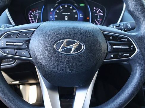 Used 2019 Hyundai Santa Fe SEL image 19