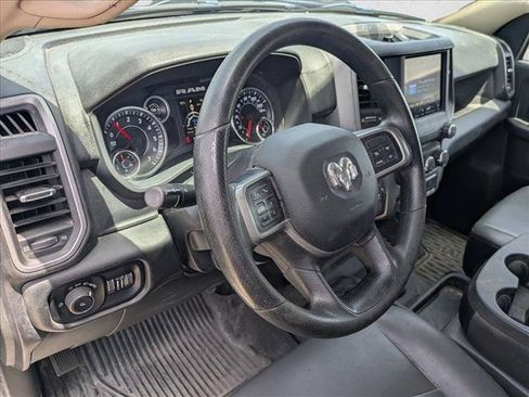 Used 2020 RAM 2500 Tradesman w/ Chrome Appearance Group AWD/4WD image 9