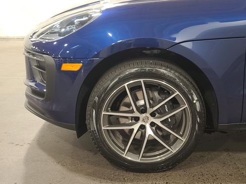 New 2026 Porsche Macan image 35