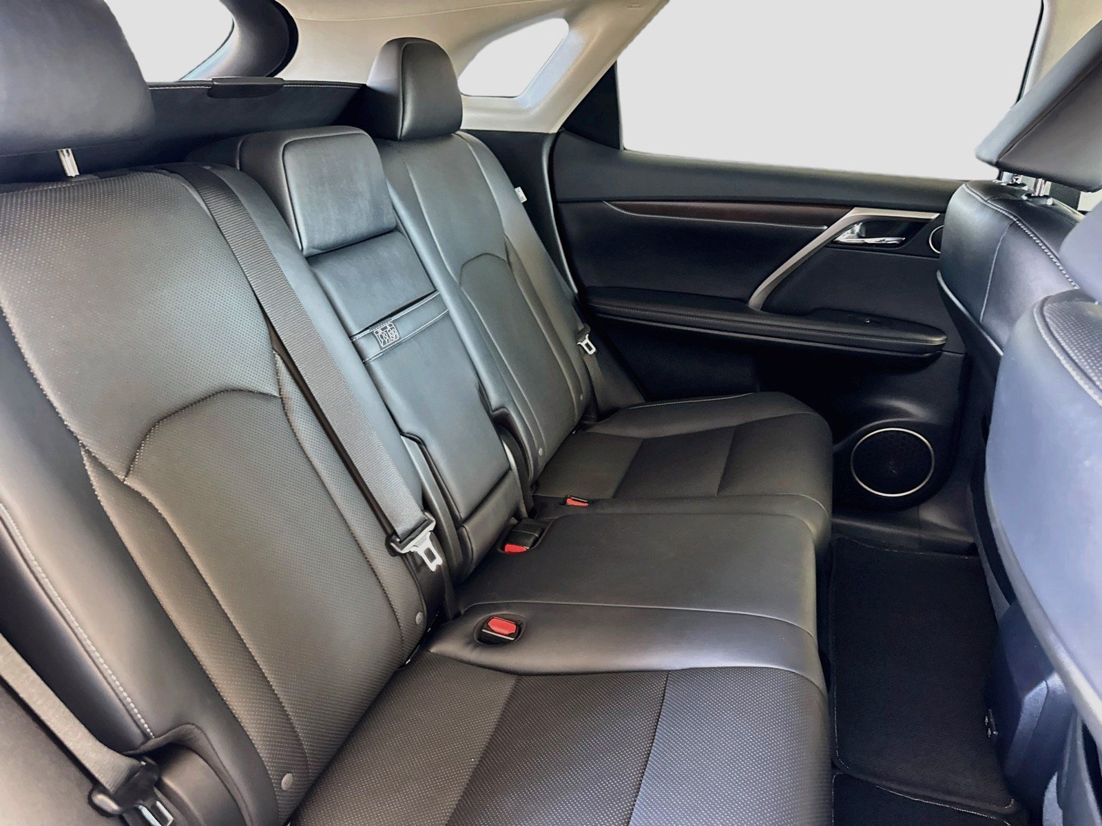 Used 2021 Lexus RX 450h AWD w/ Premium Package image 18