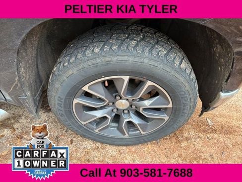 Used 2020 Chevrolet Silverado 1500 LT w/ Texas Edition image 15