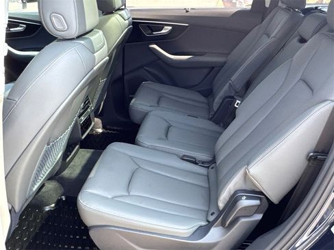 Used 2025 Audi Q7 2.0T Premium Plus image 19