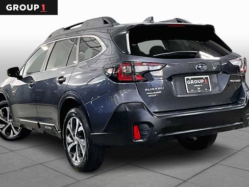 Certified 2022 Subaru Outback Limited image 11