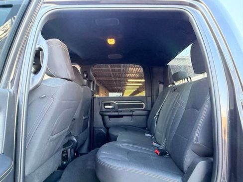 Used 2025 RAM 2500 Big Horn AWD/4WD image 17