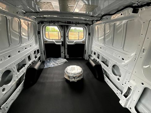 New 2025 Ford Transit 350 Low Roof RWD image 10