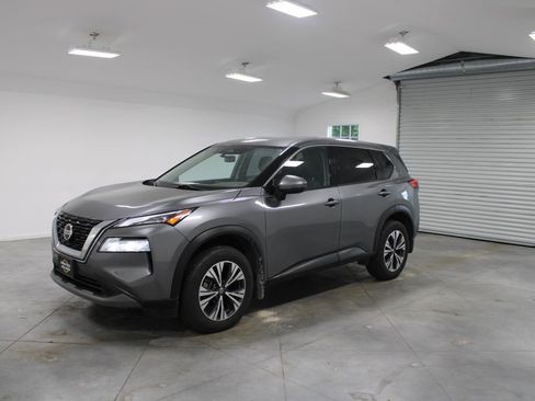 Used 2021 Nissan Rogue SV FWD image 5