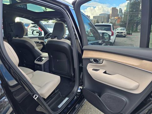 New 2026 Volvo XC90 T8 Plus w/ Protection Package AWD/4WD image 13
